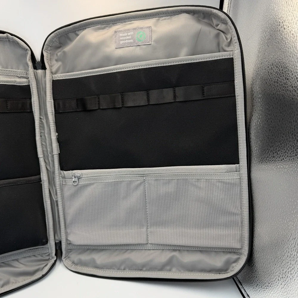Timbuk2 Stealth Folio Organizer Black 15-inch Laptop Bag Sleeve Padded XL